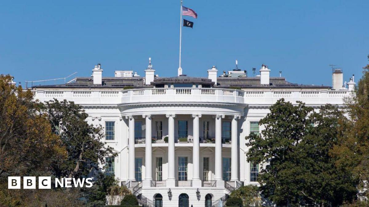 White House staff warned not to place bets on prediction markets