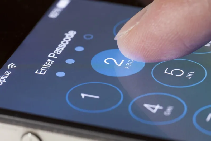 Apple update turns Czech mate for locked-out iPhone user