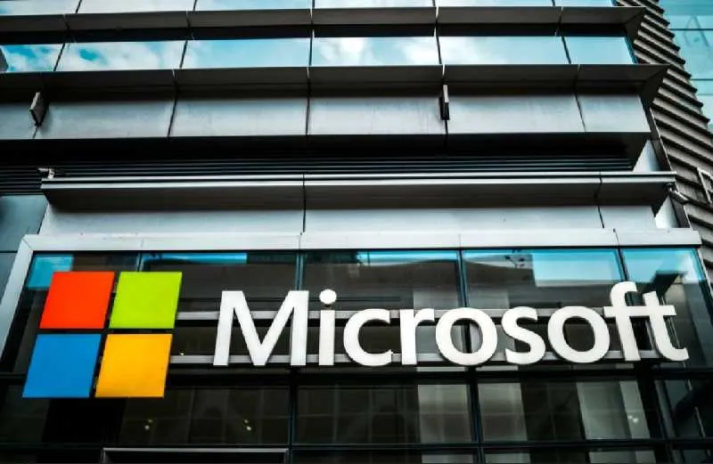 Microsoft is officially killing its Outlook Lite app next month