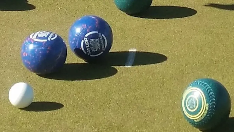 ‘Five in 25’ lawn bowls: Fast new format aims to lure young players