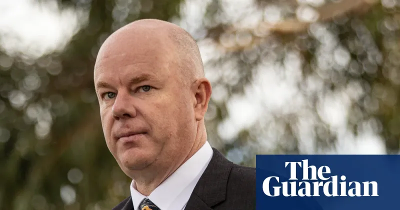 Estranged husband of Australian mushroom murderer Erin Patterson to pen memoir about case