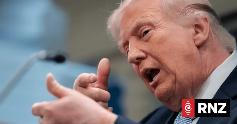 Iran closes Hormuz Strait again, as Trump warns against 'blackmail'