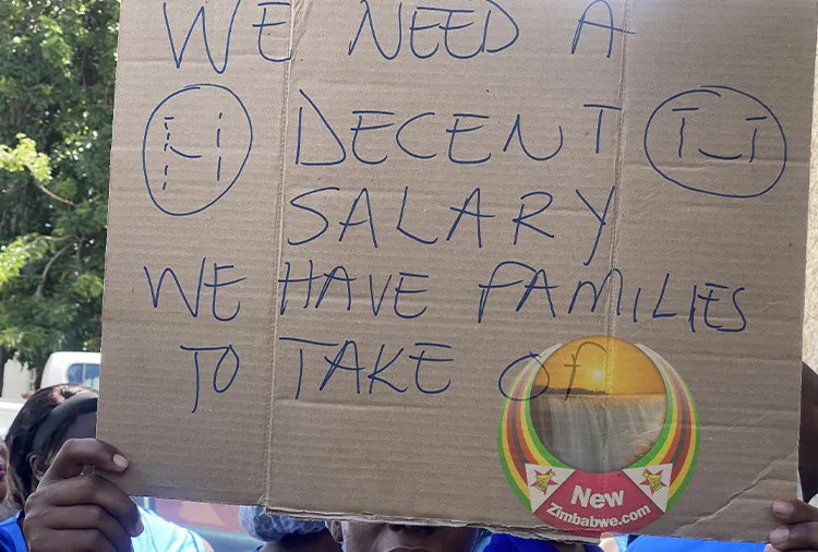 Zimbabwe nurses down tools over poor salaries and working conditions