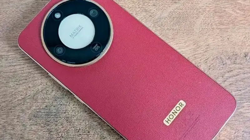 I tried Honor's 'near unbreakable' mid range smartphone and it's changed my habits