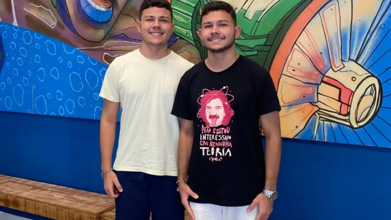 19-year-old Sertão twins achieve 16 admissions to public universities across Brazil, accumulate medals in scientific olympiads, and choose to study Civil Engineering