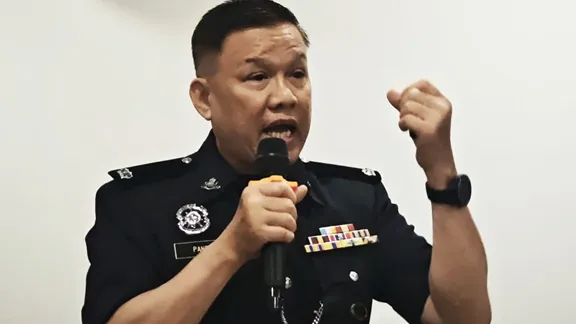 Scammers give up on Indian Malaysians