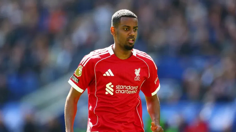 'Liverpool were arrogant with £125m Alexander Isak transfer