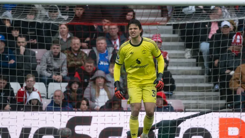 Senne Lammens explains what went wrong for Manchester United vs Sunderland