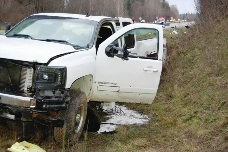 Saanich man faces six charges in 2025 crash near Parksville